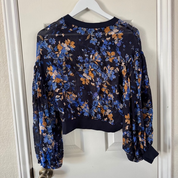 Free People Navy Floral Sheer Blouse – Size (XS/TP) - Picture 2 of 6